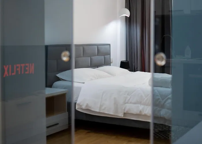 Cosy Urban Apartament Tirana