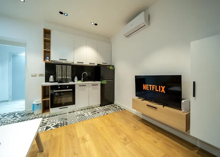 Cosy Urban Apartament Tirana
